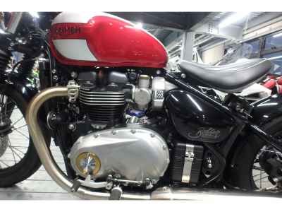 Triumph Bonneville Bobber 2021