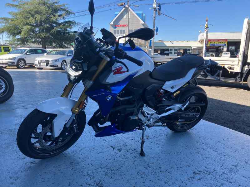 BMW F900R 2023