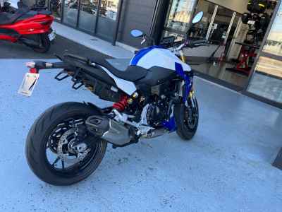 BMW F900R 2023