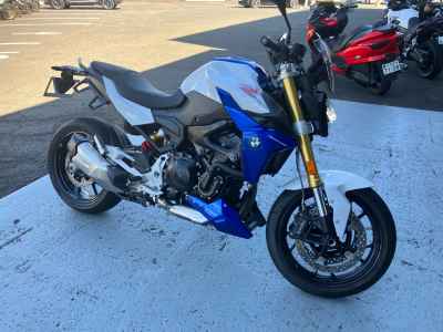 BMW F900R 2023