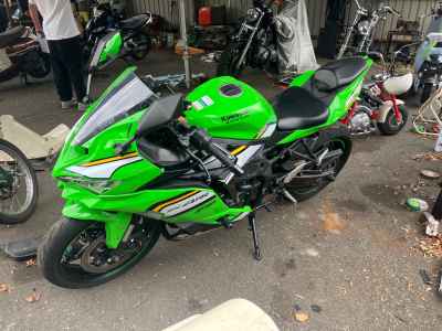 Kawasaki Ninja ZX-4RR 2025