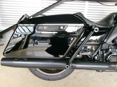 Harley-Davidson FLHXST 2022