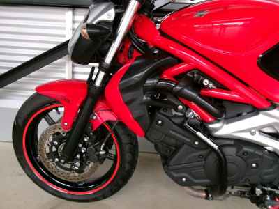 Suzuki Gladius SFV400 2011