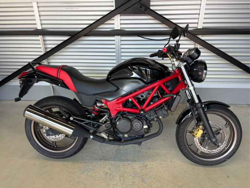 Honda VTR250 2015