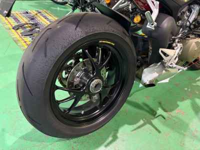 Ducati Streetfighter V4S 2021