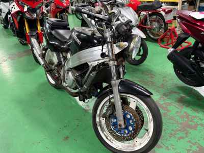 Suzuki RGV250