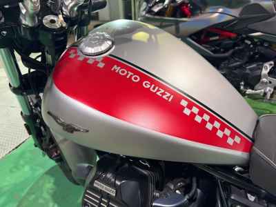 Moto Guzzi V9 Bobber 2018