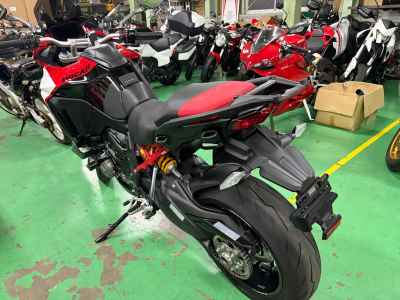 Ducati Multistrada V4 Pikes Peak 2023