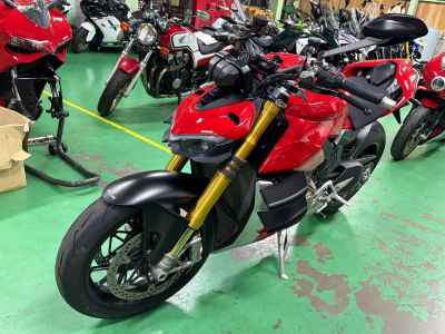 Ducati Streetfighter V4S 2020
