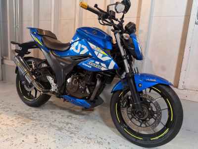 Suzuki Gixxer 250SF