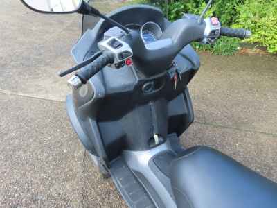 Piaggio MP3 250