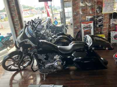 Harley-Davidson FLHTCUSE5 CVO 2011