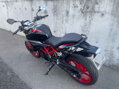 BMW G310R 2024