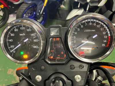 Honda CB400SF 2022