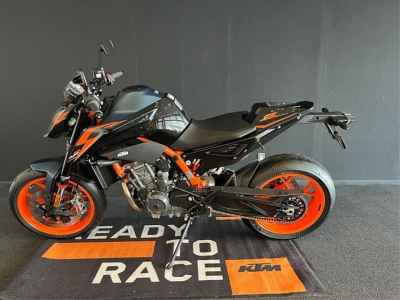 KTM 890 Duke R 2023