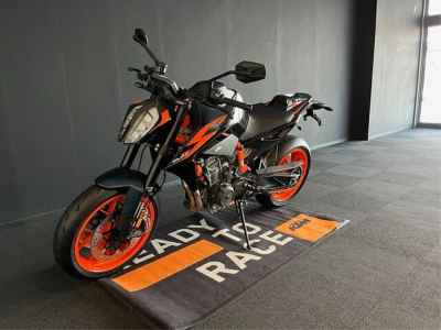 KTM 890 Duke R 2023