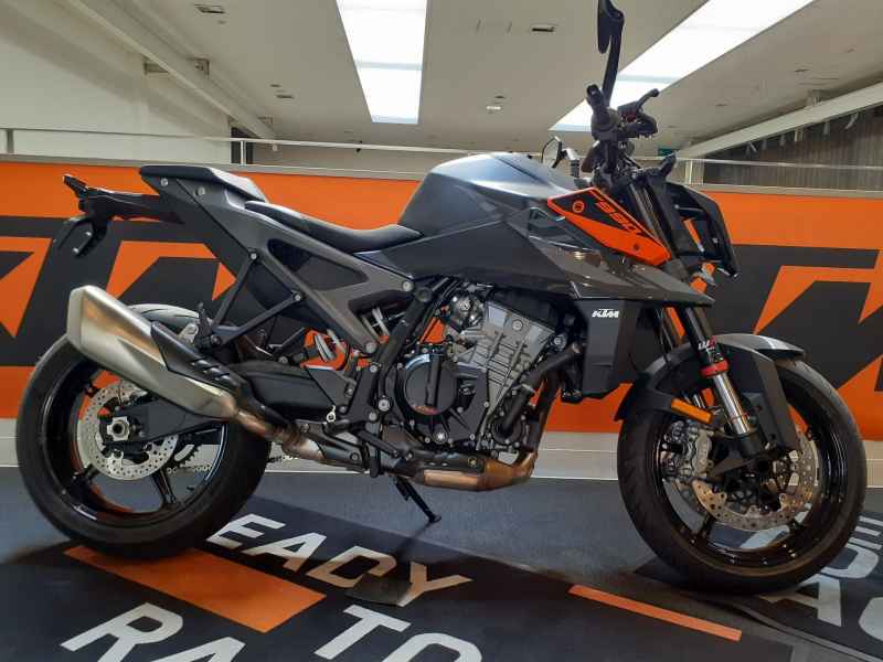KTM 990 Duke 2024