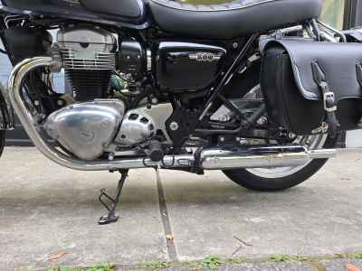 Kawasaki W800 2023