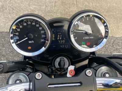 Kawasaki Z900RS 2025