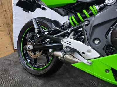 Kawasaki Ninja 400R 2012