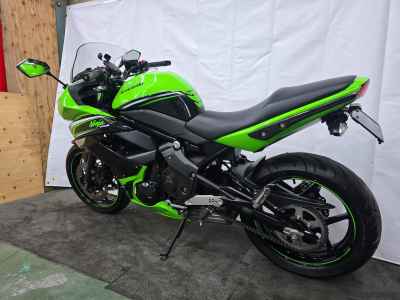 Kawasaki Ninja 400R 2012