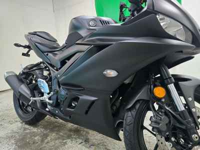 Yamaha YZF-R25 2020