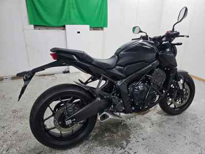 Honda CB650R 2023