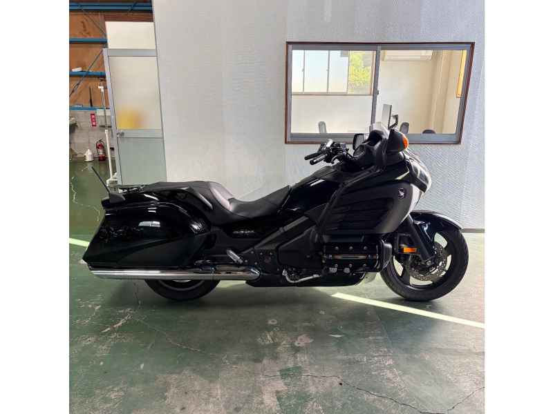 Honda GL1800 F6B Bagger 2013