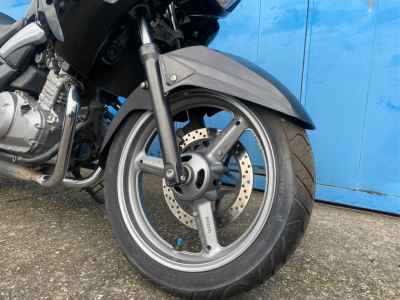 Suzuki GSR250 S