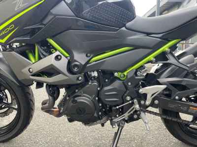 Kawasaki Z400 2022