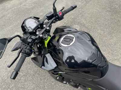 Kawasaki Z400 2022
