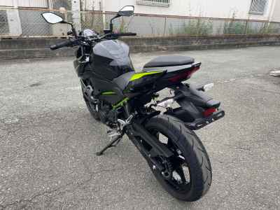 Kawasaki Z400 2022