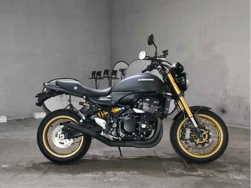 Kawasaki Z900RS SE 2025