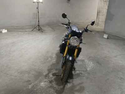 Kawasaki Z900RS SE 2025