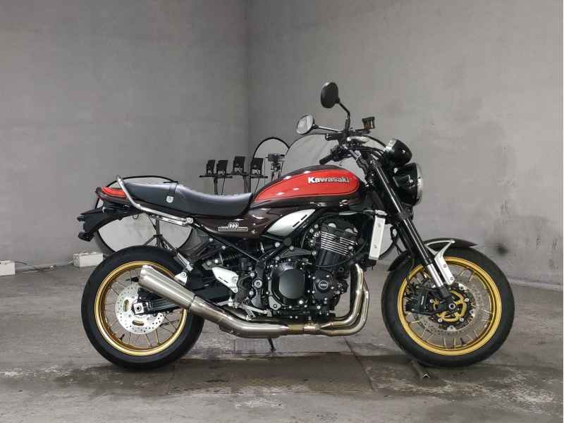 Kawasaki Z900RS 2022