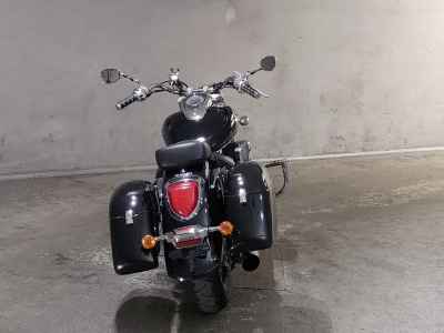 Suzuki Intruder 400 Classic 2013