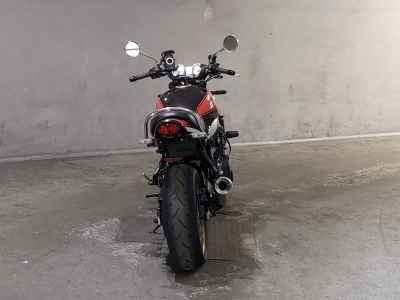 Kawasaki Z900RS 2022
