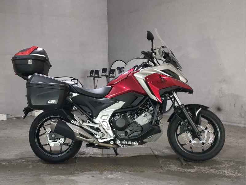 Honda NC750X 2023