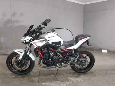 Kawasaki Z650 2022