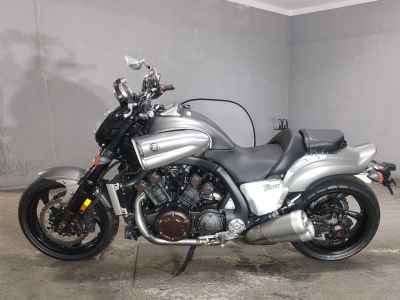 Yamaha V-Max 1200 2015