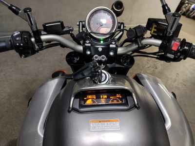 Yamaha V-Max 1200 2015