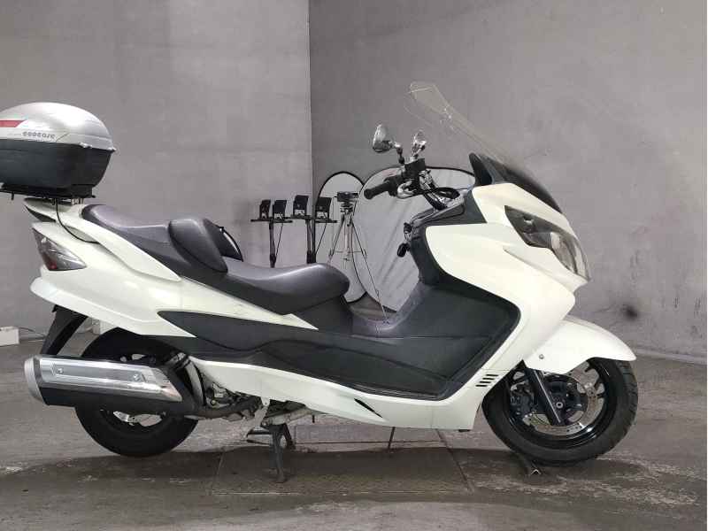 Suzuki Skywave 250S