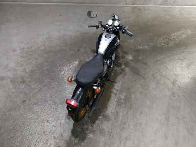Kawasaki W800 2011