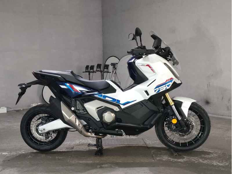 Honda X-Adv 750 2026
