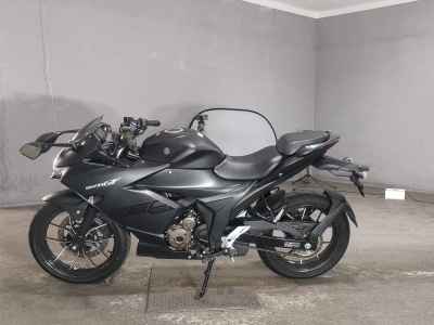 Suzuki Gixxer 250SF