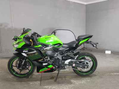 Kawasaki Ninja ZX-25R KRT Edition