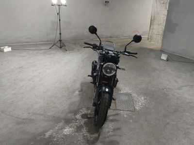 Husqvarna Svartpilen 250 2022