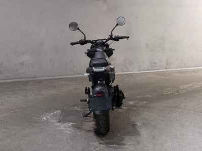 Husqvarna Svartpilen 250 2022