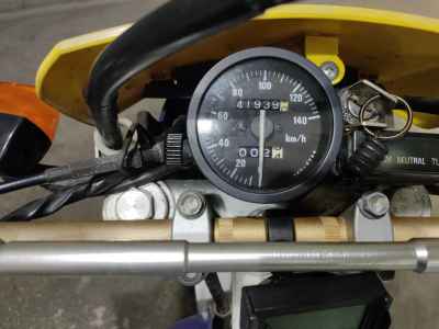Suzuki DR250R