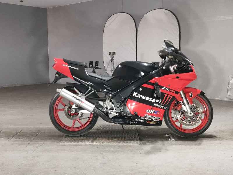 Kawasaki Ninja ZX-25R